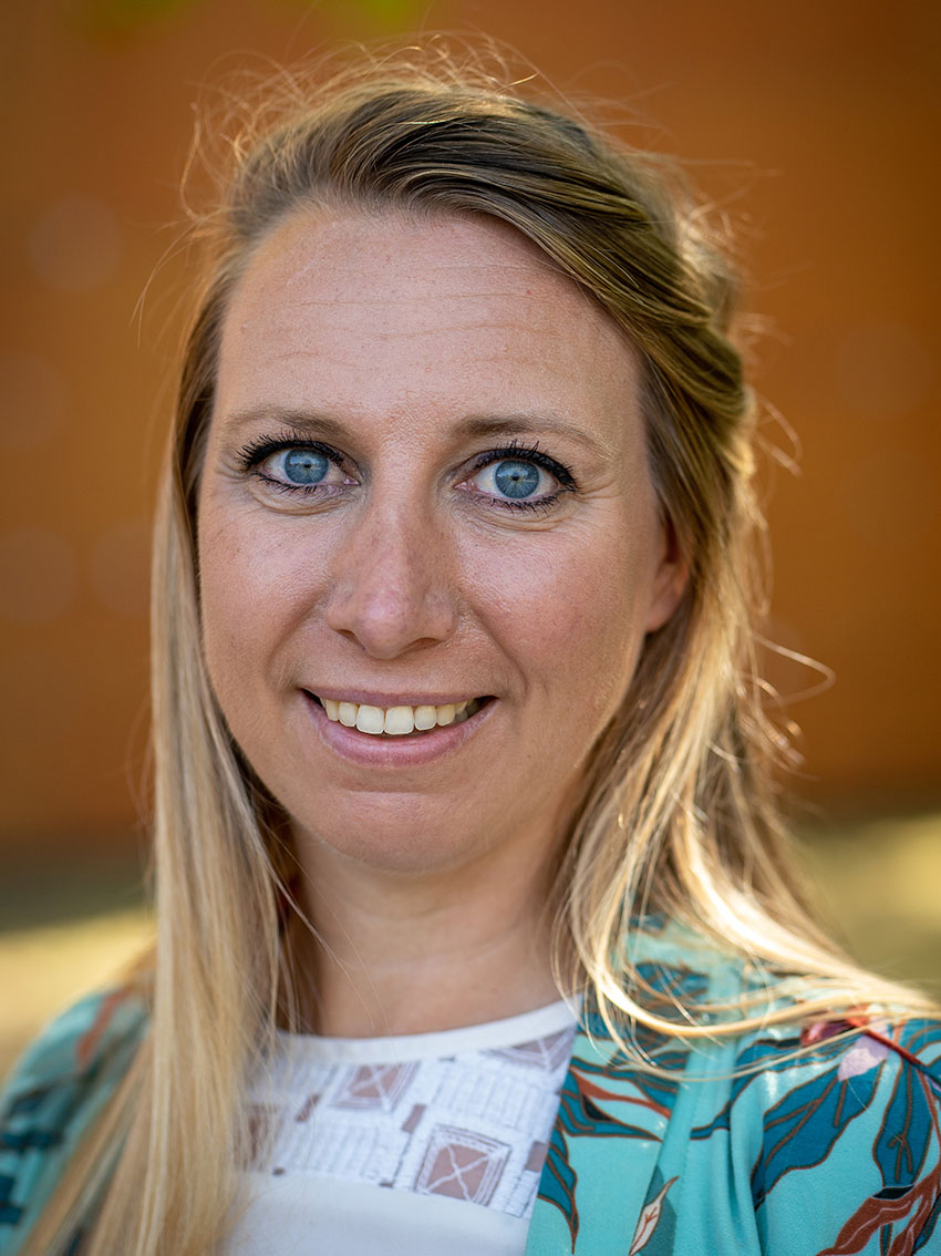 Karin Thuis